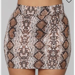 Fashion nova skirt ✨